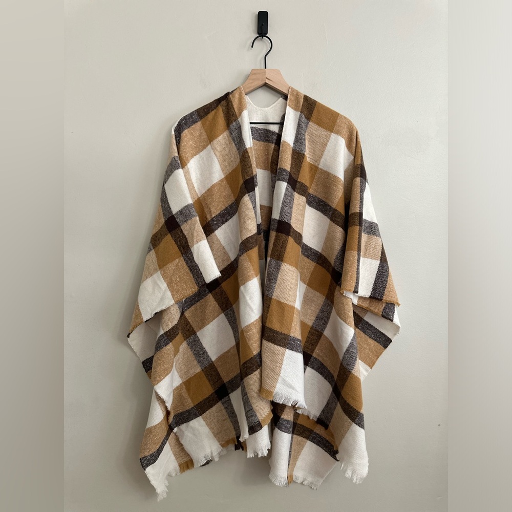 Old Navy tan and brown plaid scarf poncho, one size, new with tags